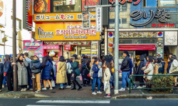 KHU PHỐ HÀN QUỐC NGAY GIỮA LÒNG TOKYO